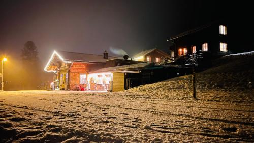 Hotel Jägerstübli Grindelwald durante el invierno