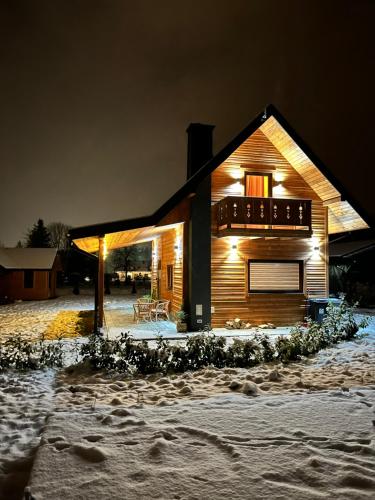 Domek nad Poniczanką om vinteren