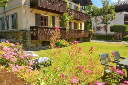 Un jardín fuera de Appartement confortable a Megeve | 46m² | Vue sur montagne