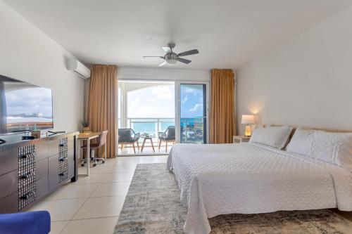 Maho Beach House - Sand Bar Studio - Ocean View