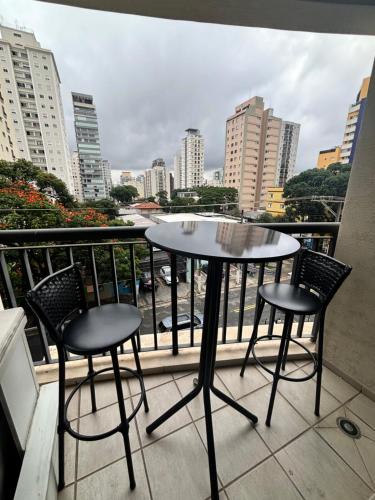 En balkong eller terrass på Flat Estaza Luxo Moema Ibirapuera com garagem piscina 202