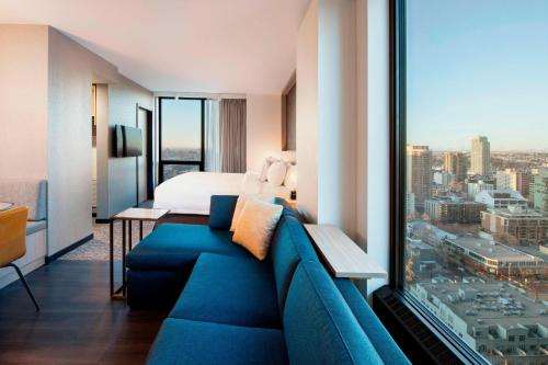 Seating area sa Residence Inn by Marriott Calgary Downtown/Beltline District