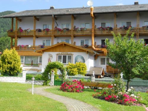 Galeriebild der Unterkunft Wellnesshotel Paradiesquelle in Puchberg am Schneeberg