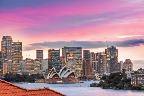 Nespecifikovaný výhled na destinaci Sydney nebo výhled na město při pohledu z penzionu