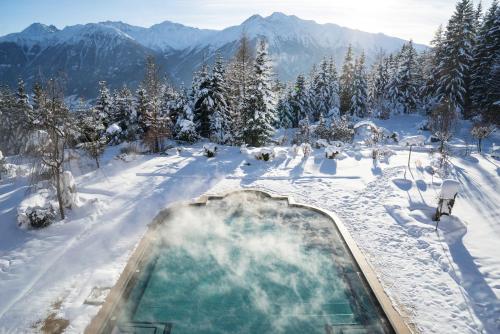 Interalpen-Hotel Tyrol im Winter