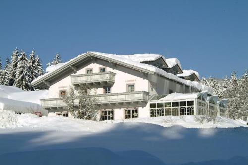 겨울의 Landgasthof zum Hirschenstein, Pension Garni