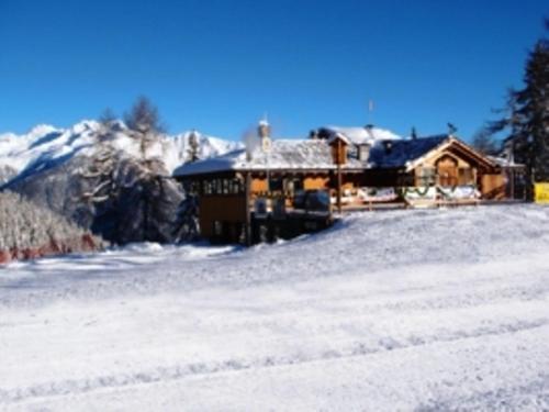 Chalet Degli Angeli during the winter