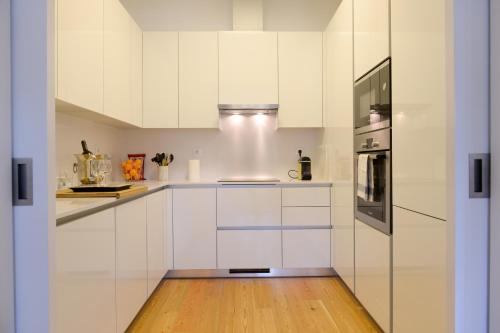 Dapur atau dapur kecil di Gulbenkian Apartment