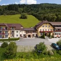 Landhotel Stofflerwirt, hotell sihtkohas Sankt Michael im Lungau