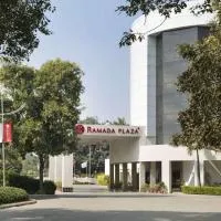 Ramada Plaza by Wyndham JHV Varanasi, מלון בורנאסי