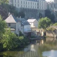 MOULIN DE L'ABBESSE，圖阿爾的飯店