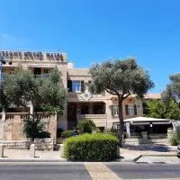 The Colony Hotel, hotel i Haifa