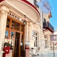 LOGIS Hotel Majestic Chatelaillon Plage - La Rochelle, khách sạn ở Châtelaillon-Plage