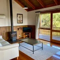 Daysy Hill Country Cottages, Hotel in Port Campbell