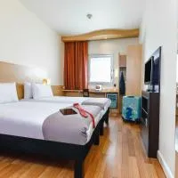 Ibis Istanbul Esenyurt, hotel di Istanbul