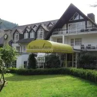 Park Hotel am Schloss, hotel em Ettringen