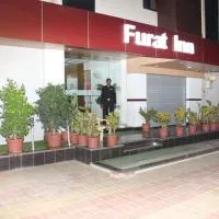 Hotel The Furat Inn, hotel u gradu 'Vapi'