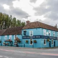 The George Inn, hotel di Warminster