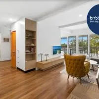 Seaviews Little Cove beach Noosa,2bd 200m to beach, hotel in Noosa Heads