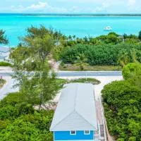 Sheer Bliss BeachView Apt #2, Hotel in Exuma Harbour Estates