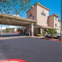 Comfort Inn & Suites Las Vegas - Nellis, hotel v Las Vegasu