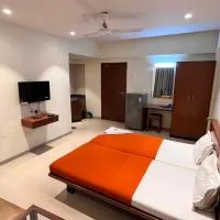 Hotel Sumanchandra Suites, hotell i Nashik