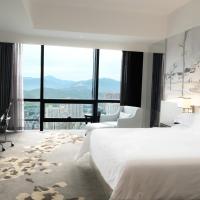 Huaqiang Plaza Hotel Shenzhen, Enjoy Complimentary Mini Bar & Night Snack, Add breakfast - enjoy complimentary afternoon tea, hôtel à Shenzhen (Futian)