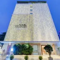 The SSK Solitaire Hotel & Banquets, hotell i Nashik