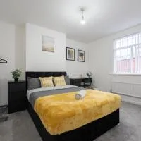 Spacious 5 bedroom house, hotel a Rochdale