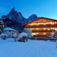 Artnatur Dolomites Hotel & Spa, hotel en Siusi