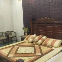 Gulistan Inn, hotel en Faisalabad