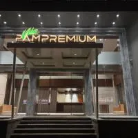 Pam Premium Hotel Vadodara، فندق في فادودارا