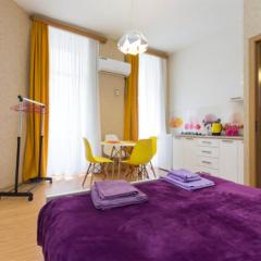 Pop Art Studio Apartment