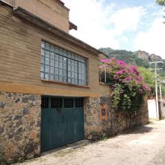 Ollin Calli Hostal-Temazcal