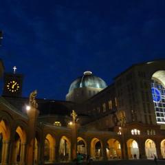 Casa próxima à Basílica