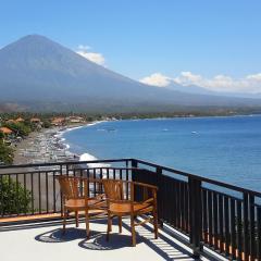 Amed Beach Villa