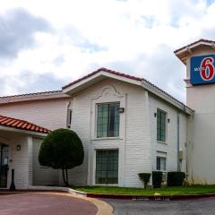 Motel 6-Euless, TX - DFW West