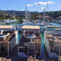 Floating Sea Houses MARINA LUX