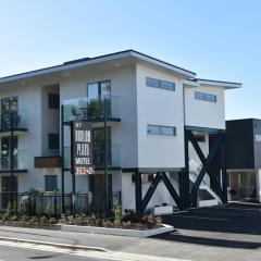 Bealey Plaza Motel