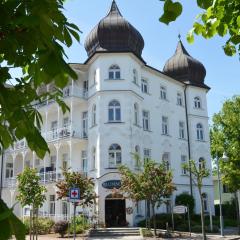 Haus Metropol - Fewo 7 mit Balkon und Meerblick