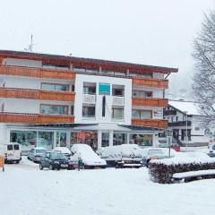 Apartmenthaus Brixen & Haus Central