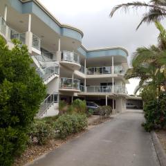 Cranbourne Court Beachside Apartments