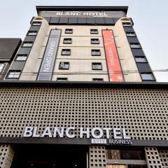 Blanc Business Hotel