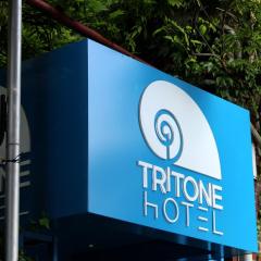 Hotel Tritone