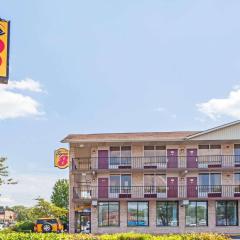 Super 8 by Wyndham Manassas