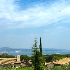 Saint-Tropez walking distance, sea view house