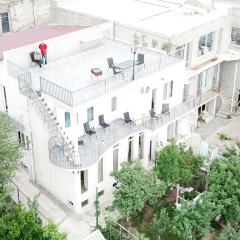 Upstairs Hotel Tbilisi