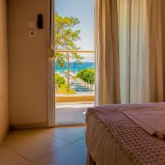 LE MONDE Seaview Suites