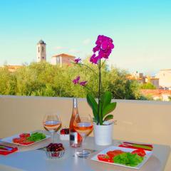 APPART CLIMATISE / TERRASSE A 2 MIN DE LA PLAGE