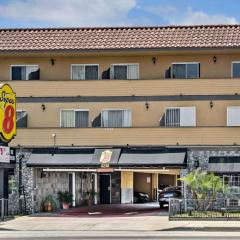 Super 8 by Wyndham Inglewood/LAX/LA Airport